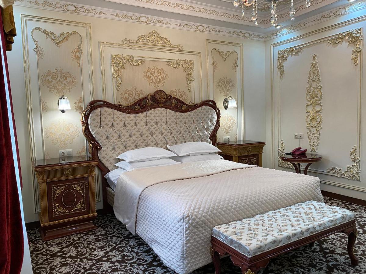 Lion Hotel Астана Екстер'єр фото