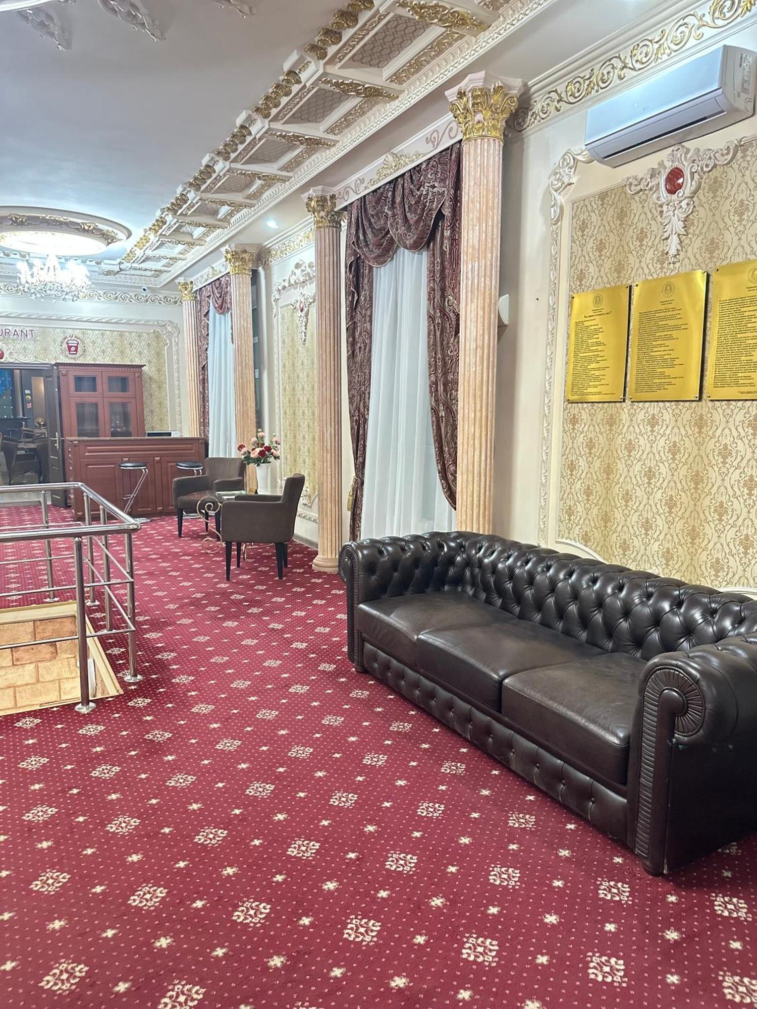 Lion Hotel Астана Екстер'єр фото