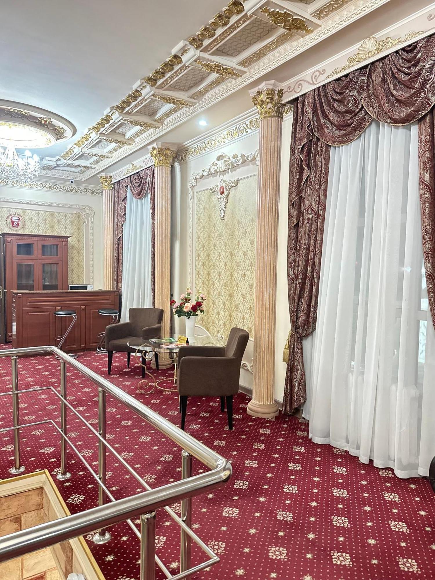 Lion Hotel Астана Екстер'єр фото